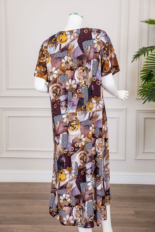 قميص نسائي ميدي مزين برسومات و أشكال ملونة بفصوص ياقة قصة سبعة و أكمام قصيرة