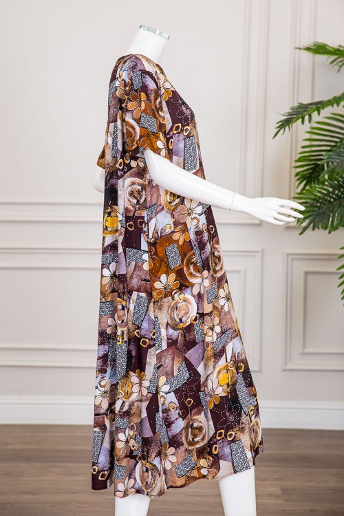 قميص نسائي ميدي مزين برسومات و أشكال ملونة بفصوص ياقة قصة سبعة و أكمام قصيرة