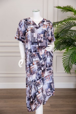 قميص نسائي ميدي مزين برسومات و أشكال ملونة بفصوص ياقة قصة سبعة و أكمام قصيرة 