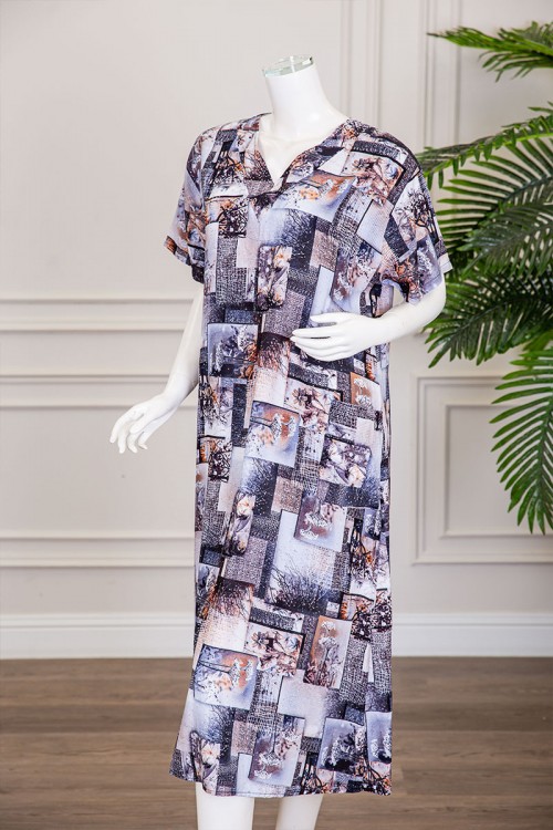 قميص نسائي ميدي مزين برسومات و أشكال ملونة بفصوص ياقة قصة سبعة و أكمام قصيرة