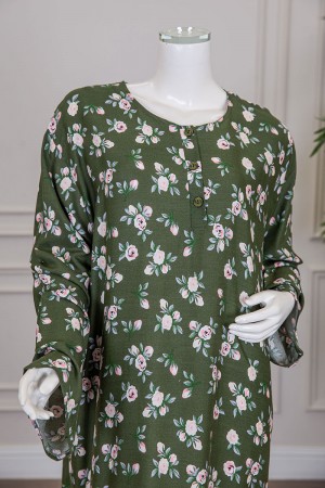 قميص نسائي جامبو طويل لون أخضر مشجر ياقة دائرية بأزرار من الأمام و أكمام طويلة