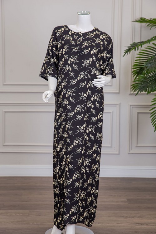 قميص نسائي جامبو طويل لون أسود مشجر ياقة دائرية بأزرار من الأمام و أكمام ميدي