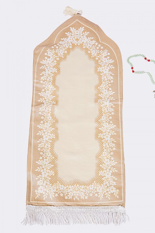 سجادة صلاة متعددة الألوان