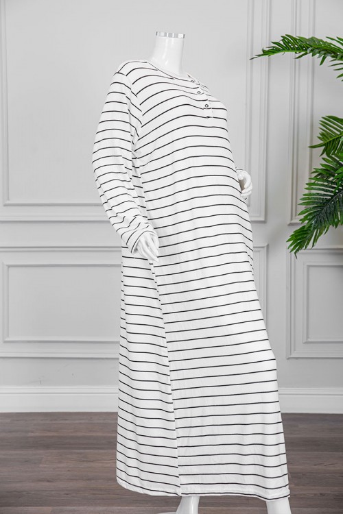 قميص نسائي شتوي طويل لون أبيض مخطط باللون الأسود ياقة دائرية بأزرار و أكمام طويلة