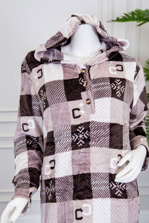 قميص نسائي شتوي طويل مطبوع بنقشة مربعات متداخلة بتدرجات متعددة الالوان ياقة بقبعة و أزرار و بأكمام طويلة