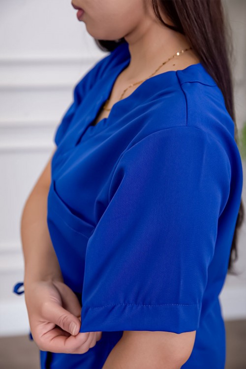 سكراب-طبي-قطعتين-متعدد-الألوان-بلوزة-بياقة-قصة-سبعة