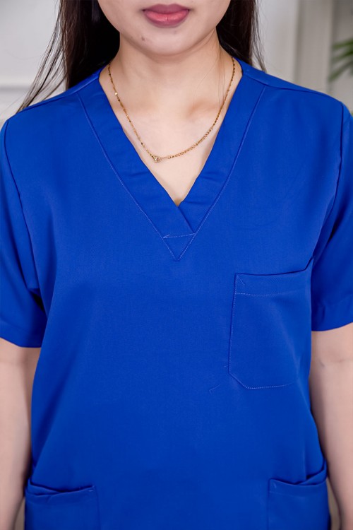 سكراب-طبي-قطعتين-متعدد-الألوان-بلوزة-بياقة-قصة-سبعة