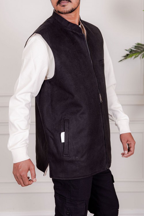 سديري رجالي وجهين دبل فيس لون بيج و أسود بجيوب و سحاب من الأمام