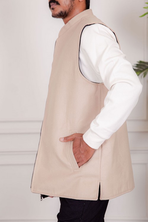 سديري رجالي وجهين دبل فيس لون بيج و أسود بجيوب و سحاب من الأمام