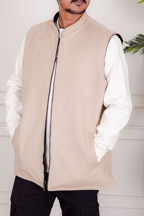 سديري رجالي وجهين دبل فيس لون بيج و أسود بجيوب و سحاب من الأمام