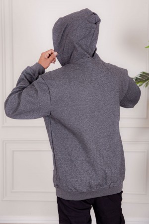 جاكت رجالي شتوي لون رمادي قبعة متصلة برباط و بسحاب من الأمام مع جيب الكنغر و بأكمام طويلة 