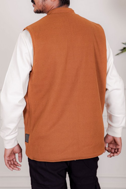 سديري رجالي وجهين دبل فيس لون بني جملي و أسود بجيوب من الأمام