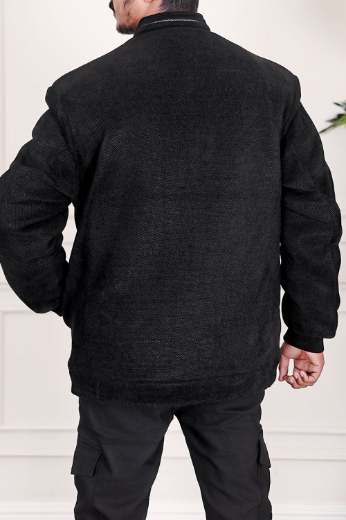 جاكيت رجالي شتوي لون أسود بسحاب وجيوب من الأمام و بأكمام طويلة