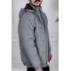 جاكيت رجالي شتوي منفوخ لون رمادي بقبعة رأس منفصلة قابلة للتركيب و أكمام طويلة بجيوب وسحاب من الأمام