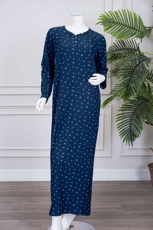 قميص نسائي طويل لون أزرق مزين بورود باللون الأبيض ياقة دائرية بأزرار و بأكمام طويلة