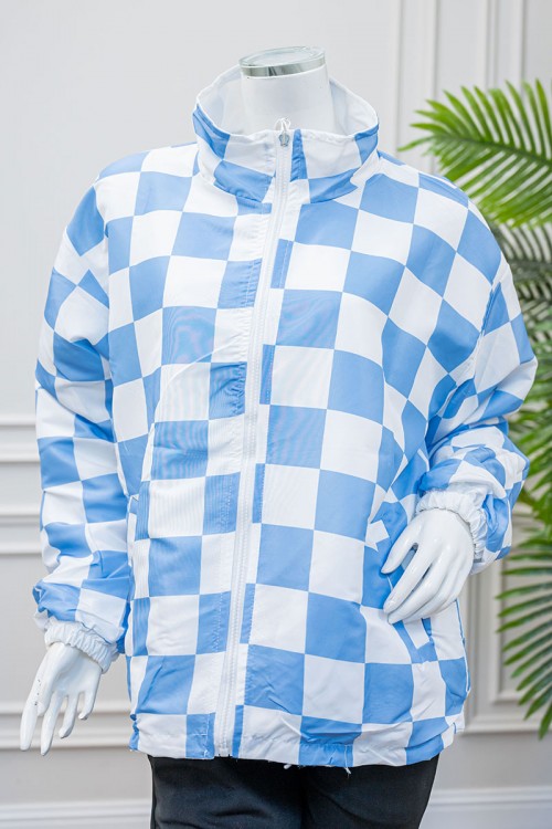 جاكيت نسائي شتوي لون أبيض وسماوي دبل فيس وجهين ياقة مطوية بسحاب و جيوب من الأمام و بأكمام طويلة