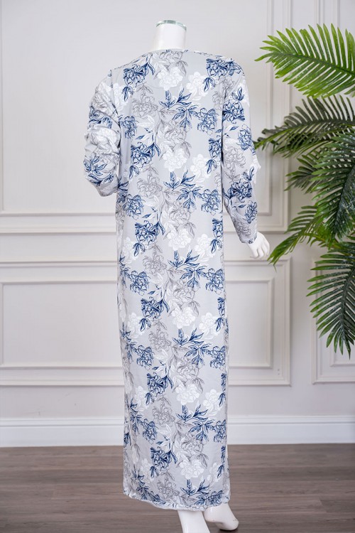 قميص نسائي طويل لون رمادي فاتح مشجر باللون الأبيض و الكحلي ياقة دائرية و بأكمام طويلة