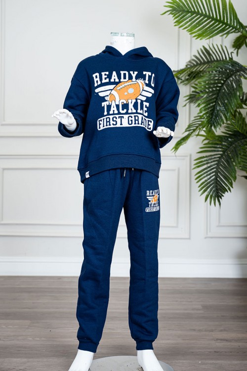 طقم-قطعتين-ولادي-شتوي-لون-كحلي-مزين-بكتابات-و-رسومات-