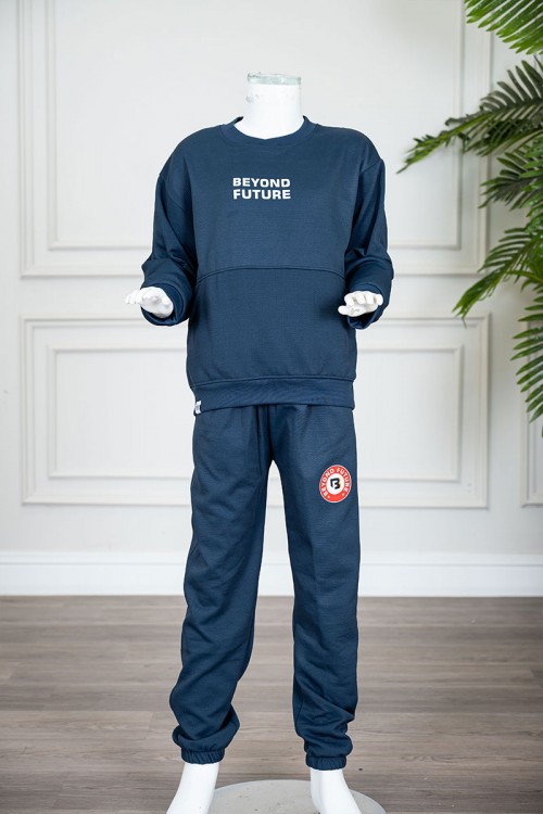 طقم-قطعتين-ولادي-شتوي-لون-كحلي-مزين-بكتابات-من-الأمام-بلوزة-