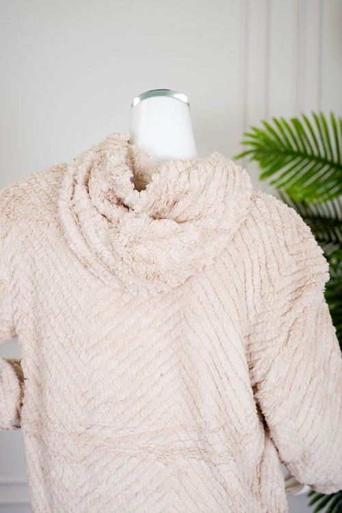 بيجاما نسائية شتوية قطعتين فرو متعدد الألوان ياقة بقبعة متصلة و أكمام طويلة