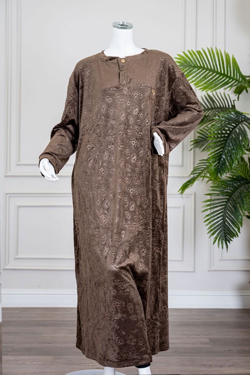 قميص نسائي شتوي طويل لون بني مزين بنقوش الورود ياقة دائرية بأزرار و بأكمام طويلة