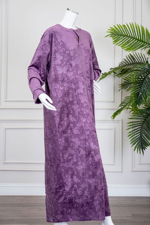 قميص نسائي شتوي طويل لون موف مزين بنقوش الفراشات ياقة دائرية بأزرار و بأكمام طويلة