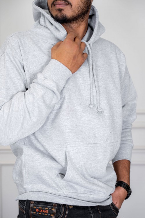 هودي متعدد الألوان ياقة بقبعة متصلة برباط مزين بجيوب الكنغر من الأمام و بأكمام طويلة