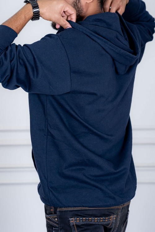 هودي متعدد الألوان ياقة بقبعة متصلة برباط مزين بجيوب الكنغر من الأمام و بأكمام طويلة