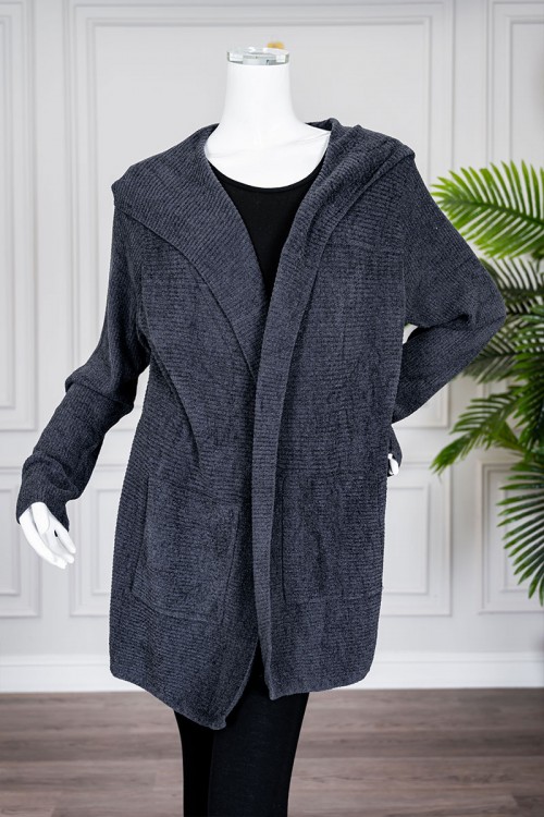 جاكيت نسائي شتوي لون رمادي ياقة بقبعة متصلة بجيوب من الجانبين و بأكمام طويلة