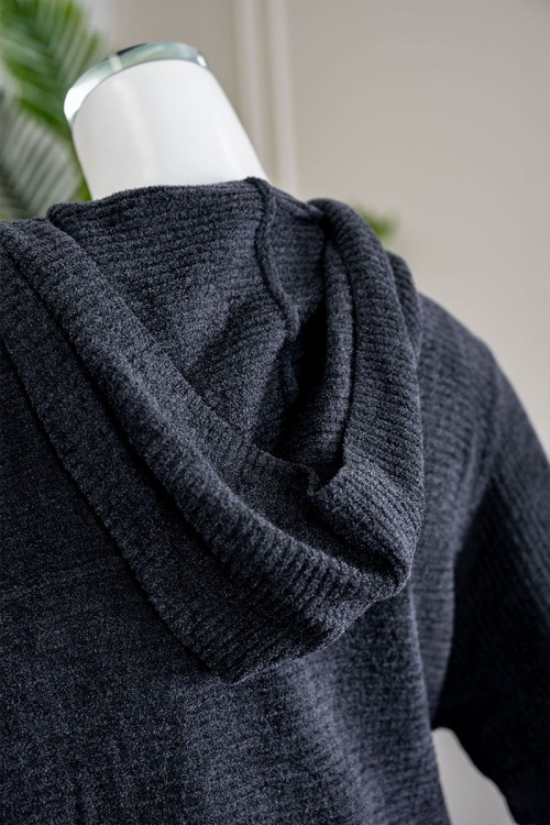 جاكيت نسائي شتوي لون رمادي ياقة بقبعة متصلة بجيوب من الجانبين و بأكمام طويلة