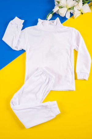 بيجاما ولادي شتوي قطعتين لون أبيض بلوزة بياقة عالية و أكمام طويلة مع بنطلون طويل 