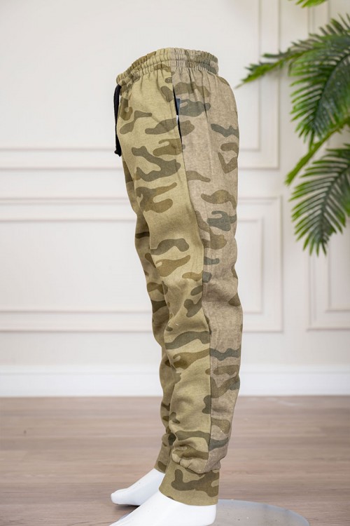 بنطلون ولادي جيشي برباط في الخصر باللون الأسود و جيوب في الجانبين و الخلف