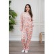 بيجاما نسائية قطعتين لون وردي مزينة بكتابات ورسومات ياقة دائرية و بأكمام طويلة مع بنطلون طويل