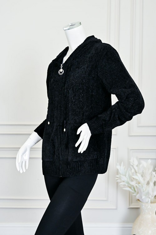 بلوزة نسائية شتوية صوف سوداء بقبعة وسحاب أمامي