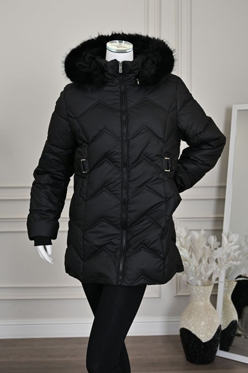 جاكيت نسائي شتوي لون أسود بقبعة منفصلة بفرو قابلة للتركيب و بسحاب و جيوب من الأمام