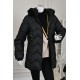 جاكيت نسائي شتوي لون أسود بقبعة منفصلة بفرو قابلة للتركيب و بسحاب و جيوب من الأمام
