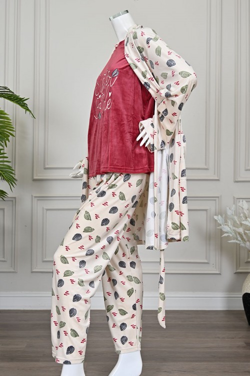 بيجاما نسائية شتوية 3 قطع بلوزة داخلية لون وردي بياقة دائرية بدون أكمام