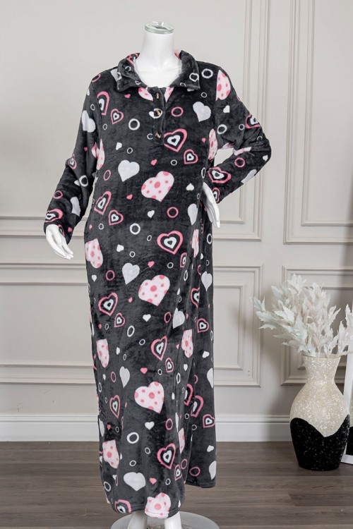 قميص نسائي طويل شتوي لون رصاصي مزين برسومات ملونة ياقة مطوية و أزرار من الأمام و بأكمام طويلة