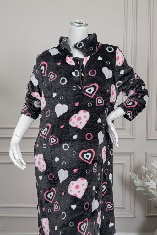 قميص نسائي طويل شتوي لون رصاصي مزين برسومات ملونة ياقة مطوية و أزرار من الأمام و بأكمام طويلة