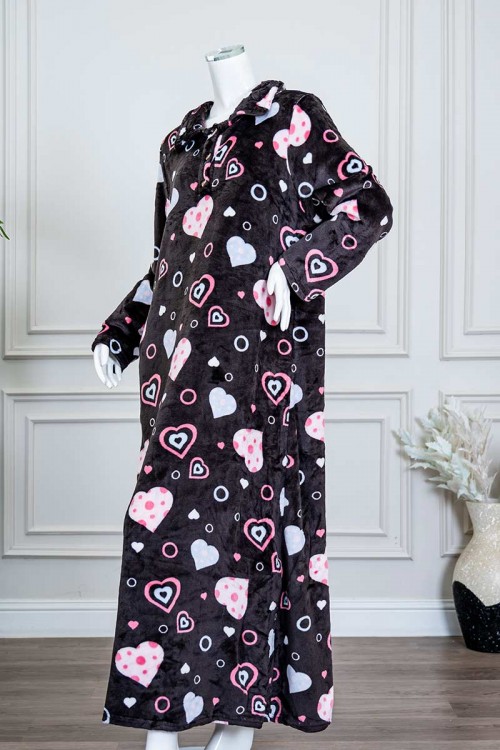 قميص نسائي طويل شتوي متعدد الاوان مزين برسومات ملونة ياقة مطوية و أزرار من الأمام و بأكمام طويلة