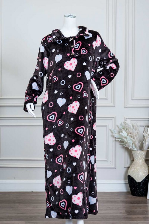 قميص نسائي طويل شتوي متعدد الاوان مزين برسومات ملونة ياقة مطوية و أزرار من الأمام و بأكمام طويلة