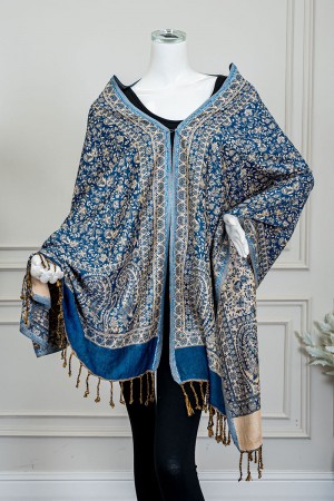 شال كشميري نسائي لون أزرق بنقوش باللون البيج 