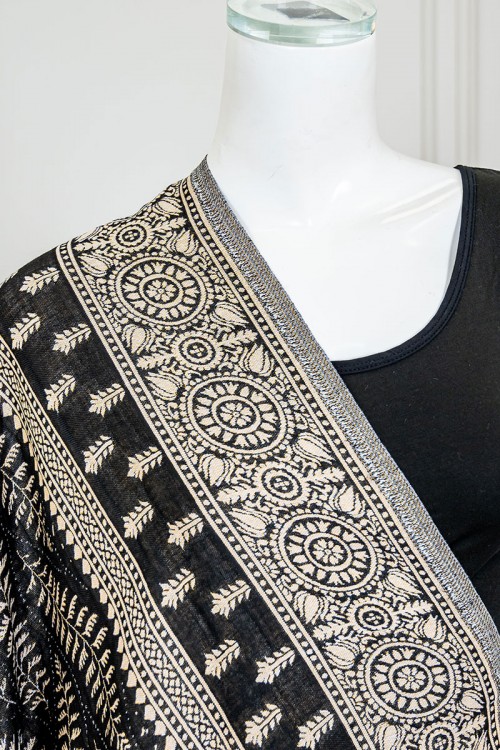 شال كشميري نسائي متعدد الألوان بنقوش ملونة