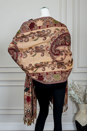 شال كشميري نسائي لون أخضر بنقوش ملونة