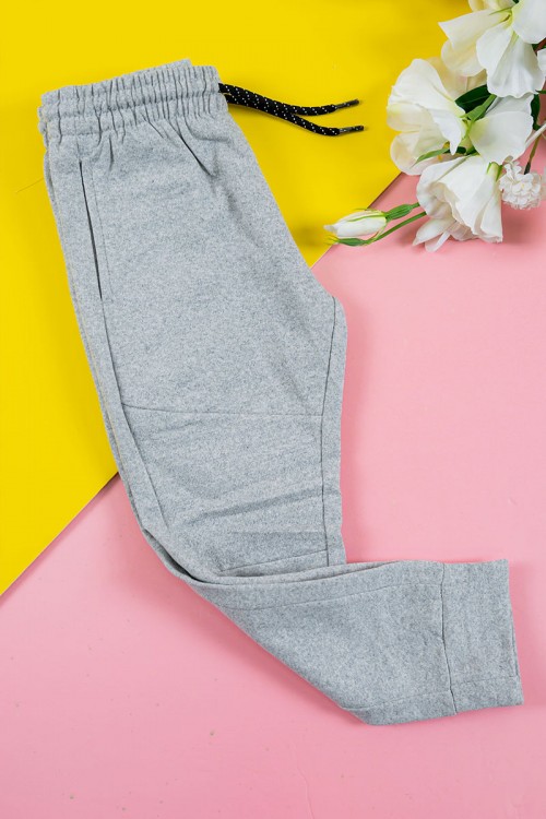 بنطلون ولادي طويل لون رمادي بجيوب و برباط في الخصر