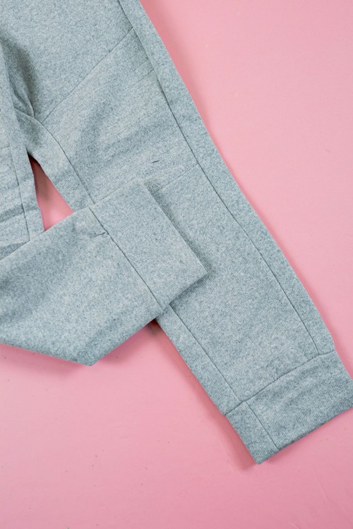 بنطلون ولادي طويل لون رمادي بجيوب و برباط في الخصر