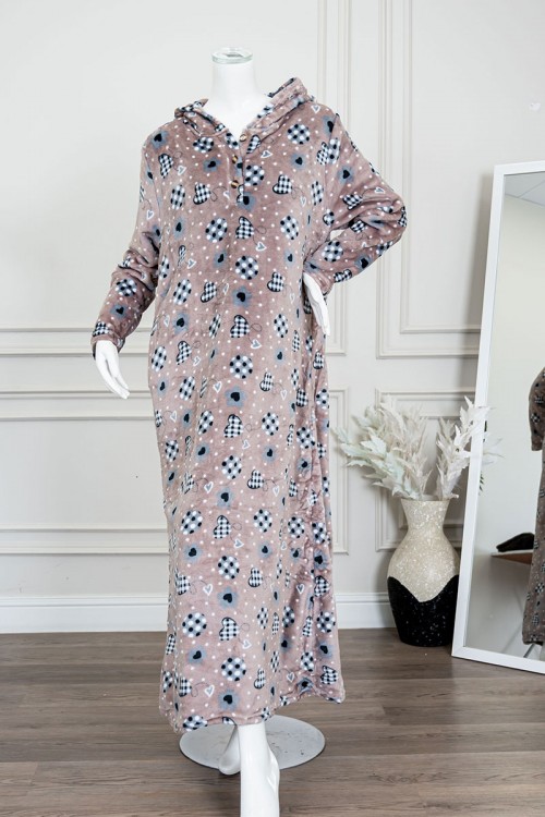 قميص نسائي طويل شتوي متعدد الألوان منقط و مزين برسومات ياقة بقبعة متصلة و أزرار من الأمام و بأكمام طويلة