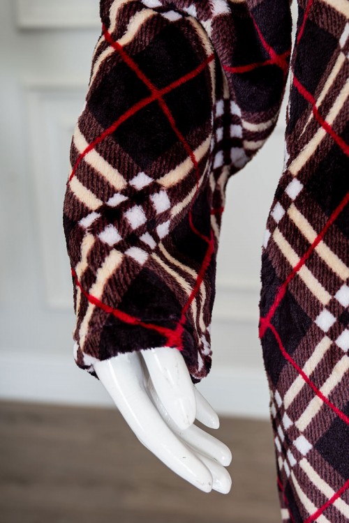 قميص-نسائي-طويل-شتوي-متعدد-الألوان-مع-تداخلات-بأشكال-