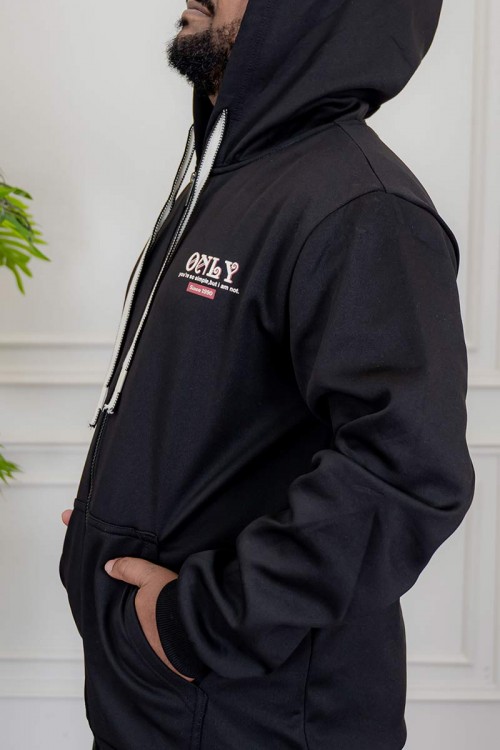 طقم-رجالي-شتوي-قطعتين-لون-أسود-ببلوفر-هودي-قبعة-متصلة