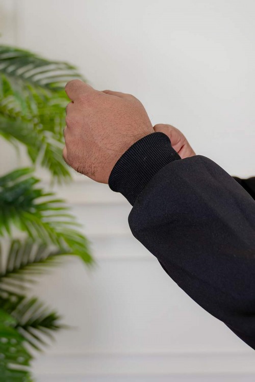 طقم-رجالي-شتوي-قطعتين-لون-أسود-ببلوفر-هودي-قبعة-متصلة